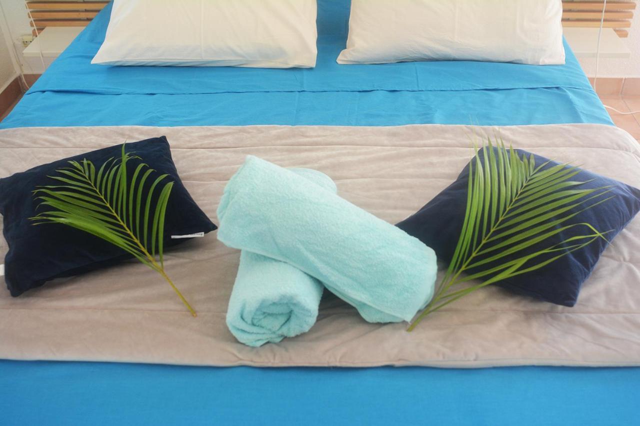 Bungalow La Papaye Bleue Residence Acces Piscine & Plage Saint-Francois  Buitenkant foto