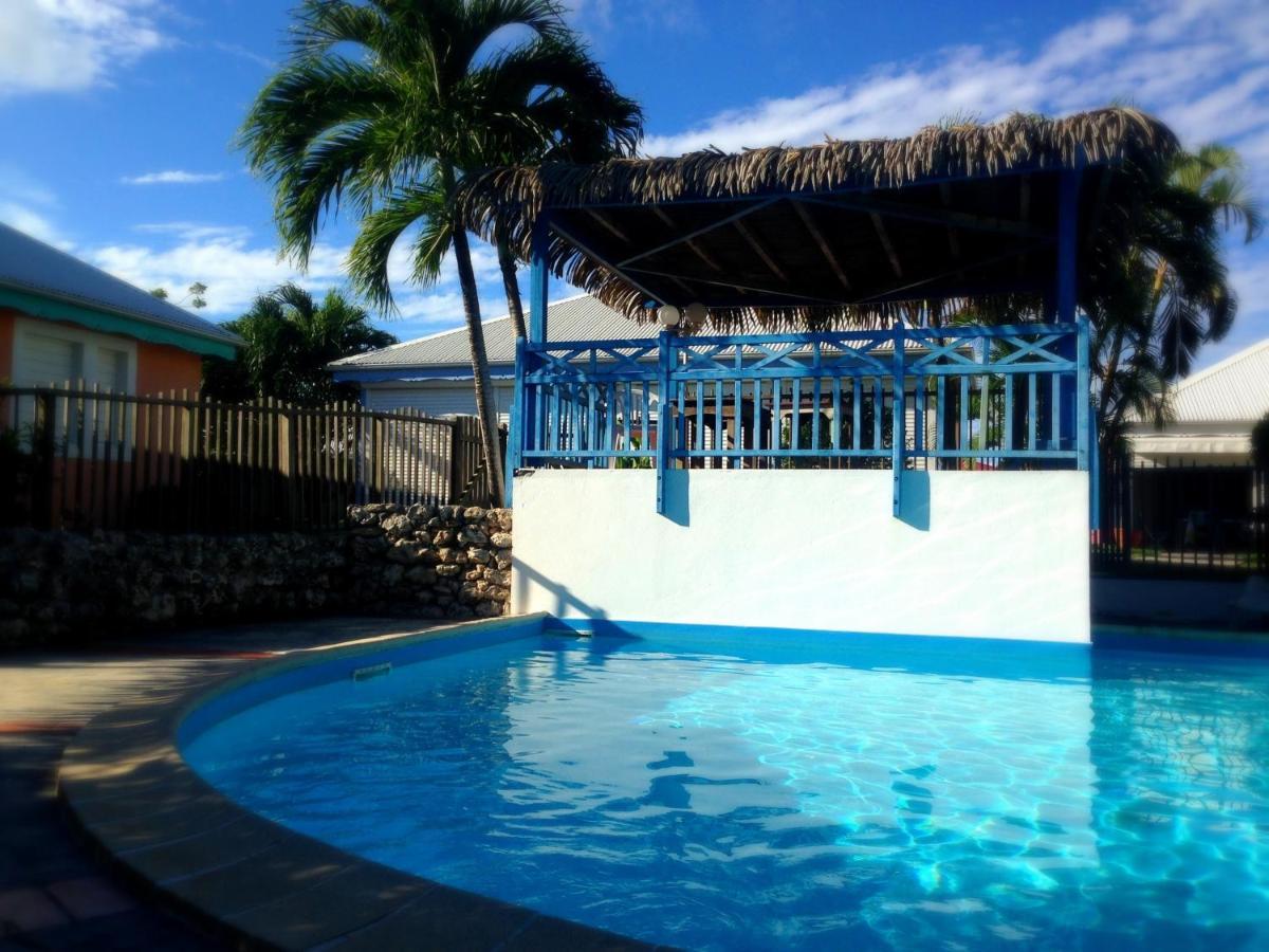 Bungalow La Papaye Bleue Residence Acces Piscine & Plage Saint-Francois  Buitenkant foto