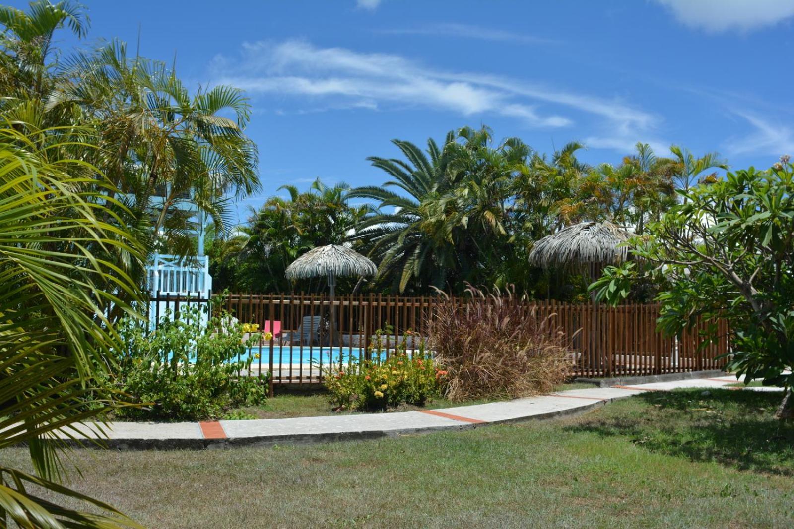 Bungalow La Papaye Bleue Residence Acces Piscine & Plage Saint-Francois  Buitenkant foto